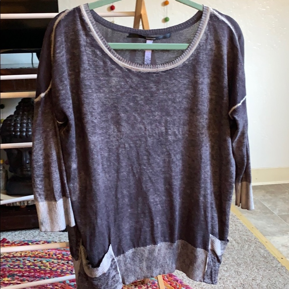 Kensie sweater shirt